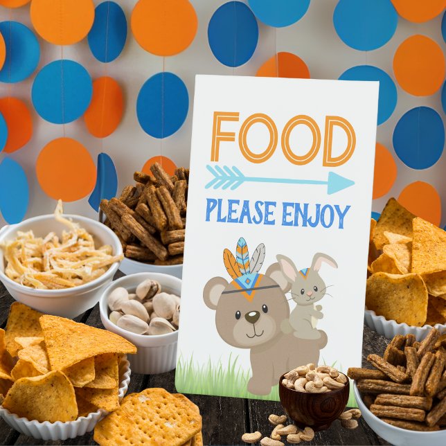 Expositor En L Mesa de alimentos para bebedores y conejitos azule (Woodland Forest Animals Standing Food Table Pedestal Sign. Featuring an adorable bear and bunny)