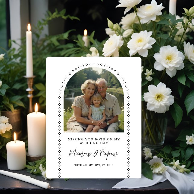 Expositor En L Minimalist Elegant Wedding Photo Tribute Memorial  (Minimalist Elegant Wedding Memorial Photo Signs with Arch Effect for Tribute Table Pedestal Signs.)