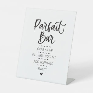 Expositor En L Minimalista Bar Parfait Moderno Rótulo Brunch Pede
