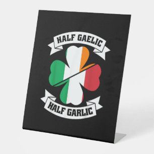 Expositor En L Mitad gaélico italiano irlandés mitad gaélico Sain