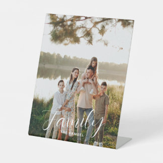 Expositor En L Modern Script Family Photo & Name Custom