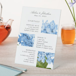 Expositor En L Moderno menú de bebidas con hidrangea azul