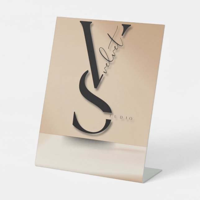 Expositor En L Monograma negro moderno "VS" Rótulo peatonal (Anverso)