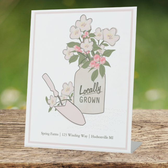 Expositor En L Negocios de mercado de agricultores locales (Subido por el creador)