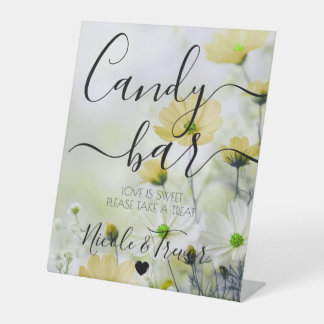 Expositor En L Nombres personalizados flores amarillas caligrafía