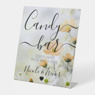 Expositor En L Nombres personalizados flores naranjas caligrafía 