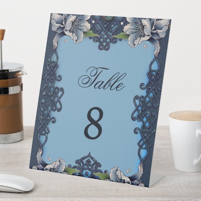 Expositor En L Nudo celta (In Situ)