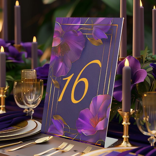 Expositor En L Número de Mesa de Boda Violeta Luminoso (Striking Vivid Purple Luminous Violets Table Number Pedestal Sign)