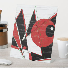 Expositor En L Ojo Rojo Mirando el Arte Pedestal