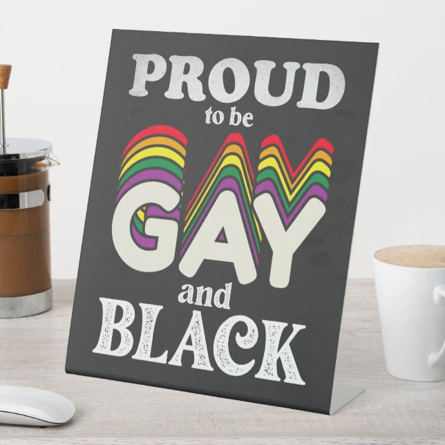 Expositor En L Orgulloso De Ser Gay Y Negro Orgullo LGBT (In Situ)
