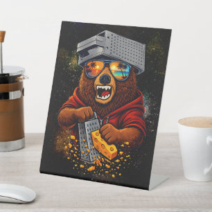 Expositor En L Oso Retro Con Sombrero Rallador De Queso Y Gafas D
