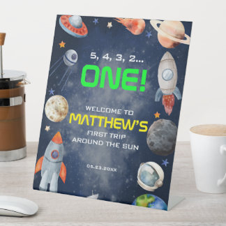 Expositor En L Outer Space First Birthday Welcome