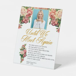 Expositor En L Poema conmemorativo de Rosas elegantes