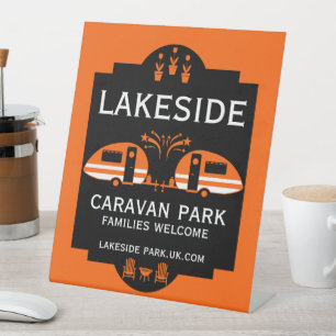 Expositor En L Promoción del camping de caravanas