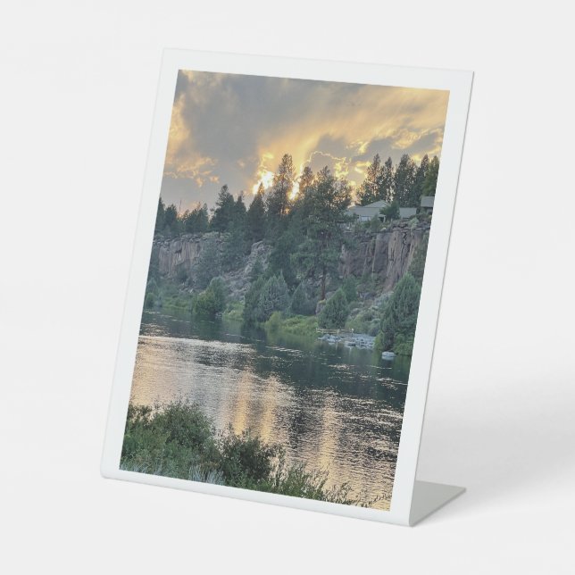 Expositor En L Puesta de sol sobre un río (Anverso)
