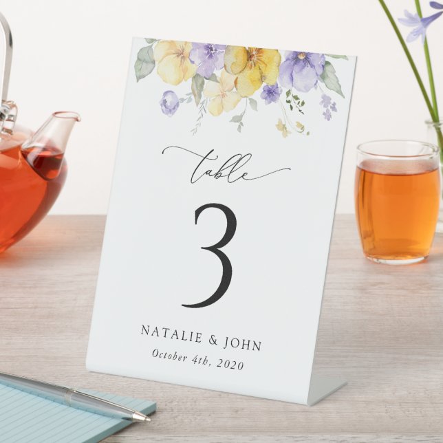 Expositor En L Purple Flowers, Yellow Flowers, Table Numbers (In Situ)