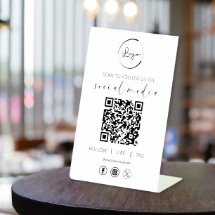 Expositor En L QR Code White Scan para seguirnos en las redes soc