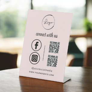 Expositor En L QR Rosado Conectarse Con El Logotipo De Negocio Es