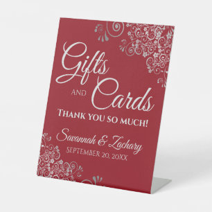Expositor En L Regalos de bodas y tarjetas de plata fritos en roj