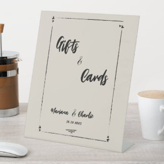 Expositor En L Retro Grey Hand Drawn Illustrated Gift & Cards
