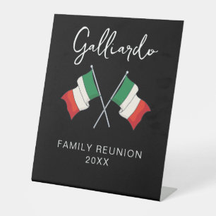 Expositor En L Reunión familiar de la bandera italiana