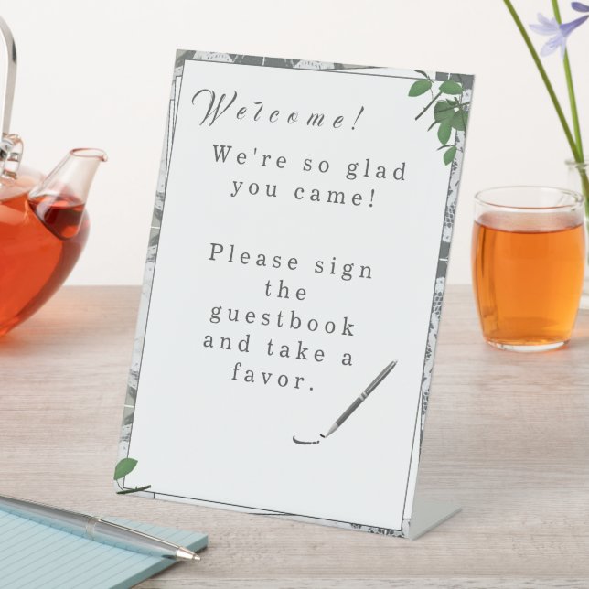 Expositor En L Ropa blanca y hojas de Rosa (In Situ)