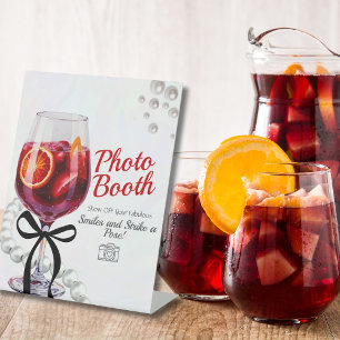 Expositor En L Sangria y Sass Photo Booth