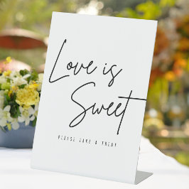 Expositor En L Script Love Is Sweet Por Favor Tome Un Boda De Tra