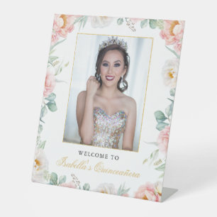 Expositor En L Signo de bienvenida de Quinceañera con floral dora