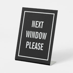 Expositor En L Siguiente ventana, por favor