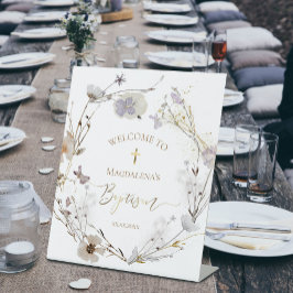 Expositor En L símbolo de bienvenida de bautismo católico