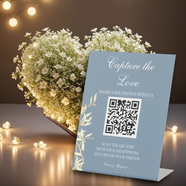 Expositor En L Sinfonía Floral Atemporal Captura el Amor (Subido por el creador)