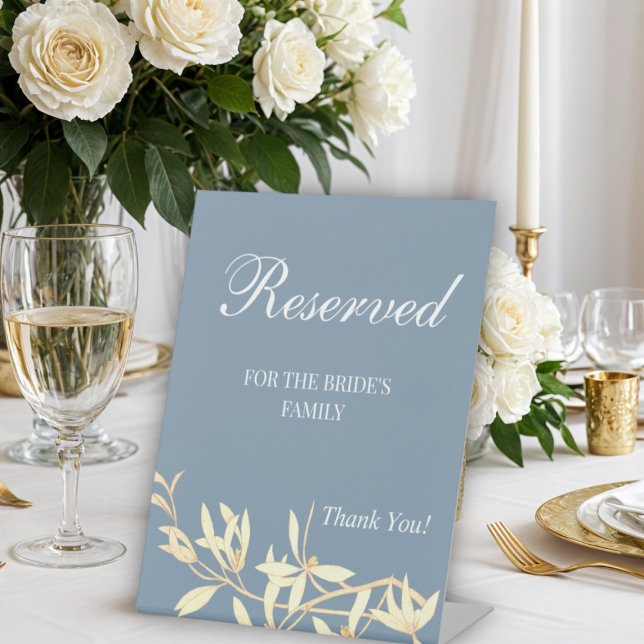 Expositor En L Sinfonía floral eterna reservada para la familia (Subido por el creador)