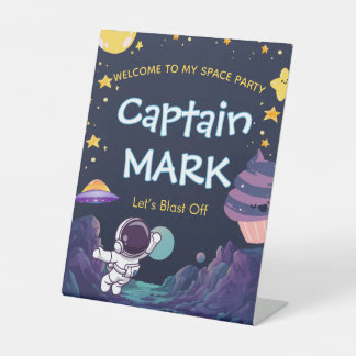 Expositor En L Space Explorer Birthday Welcome Sign
