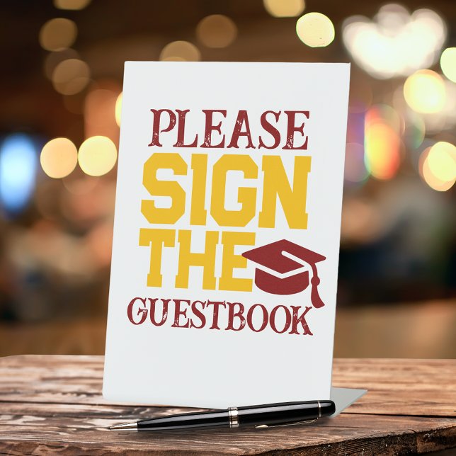 Expositor En L Tabla de graduación de libros de visitas marrón, d (Maroon and Gold Graduation Cap Please Sign the Guestbook Pedestal Table Sign)