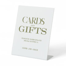Tarjeta de tipografía verde y pedestal de regalos