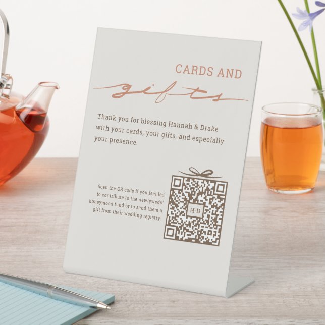 Expositor En L Tarjetas y regalos con código QR para boda (In Situ)