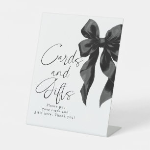 Expositor En L Tarjetas y regalos de lazo negro para despedida de