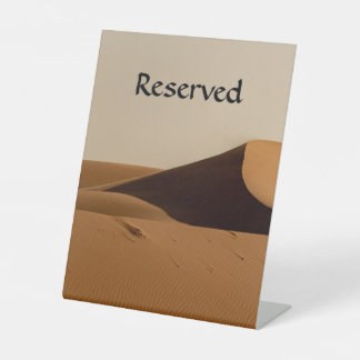 Expositor En L Texto reservado para el paisaje del desierto de du