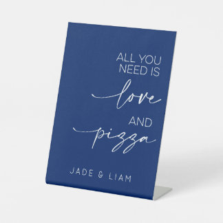 Expositor En L Todo Lo Que Necesitas Es Amor Y Pizza Boda Royal B