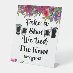 Expositor En L Toma un tiro al Boda de Knot Floral