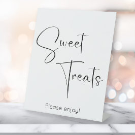 Expositor En L Tratamientos dulces con escritura moderna