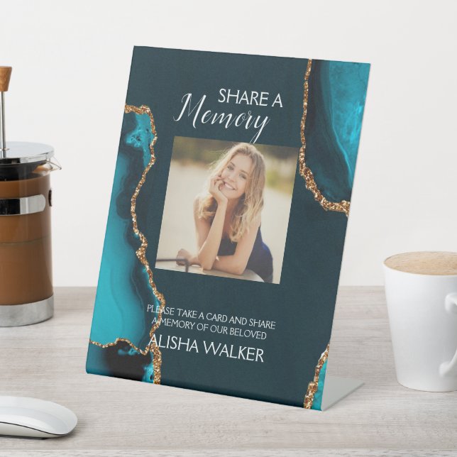 Expositor En L Turquesa y oro comparten un Rótulo funerario de me (In Situ)