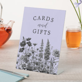 Expositor En L Un pequeño Baby Shower con flores silvestres y un 