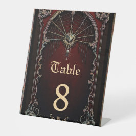 Expositor En L Un toque de magia gótica