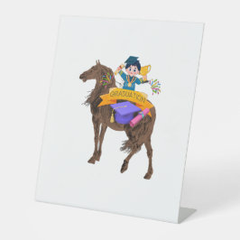 Expositor En L Wild Spirit Graduation – Proud Graduate Celebratio