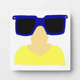Expositora Placa de bigote y gafas incognito