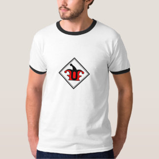 Facción de la camiseta anillada de los hombres del