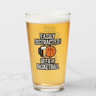 Fácilmente distrado por cerveza y baloncesto
