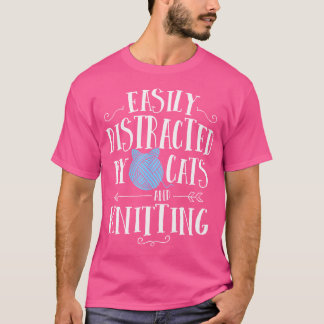 Fácilmente Distraída Por Gatos Y Camisetas De Teje